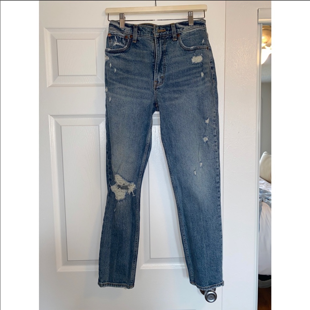 NWT Abercrombie & Fitch The Skinny High Rise Jeans size 27 / 4R